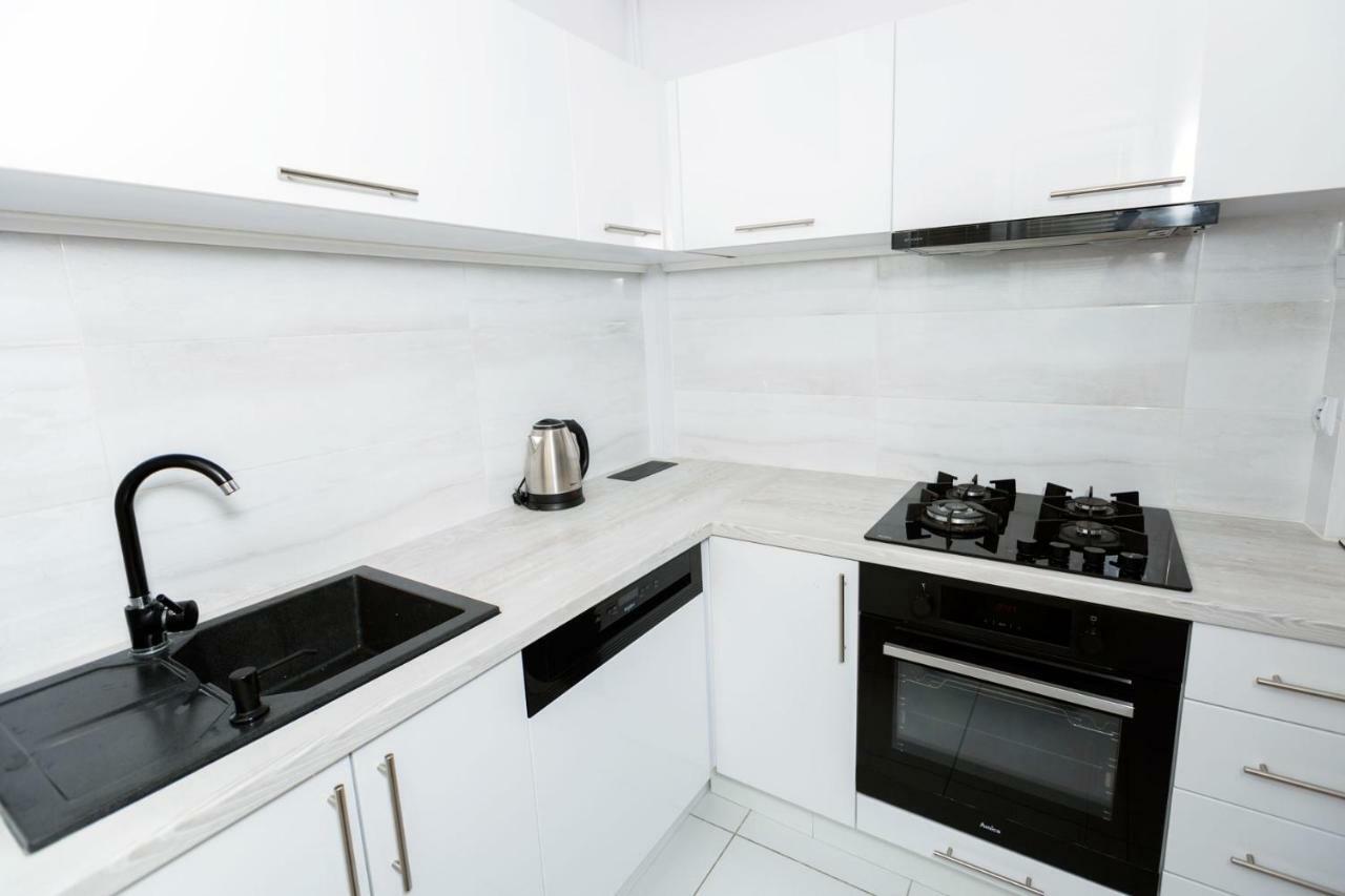 Apartment - Old Town - Cyrulicza Lublin Luaran gambar