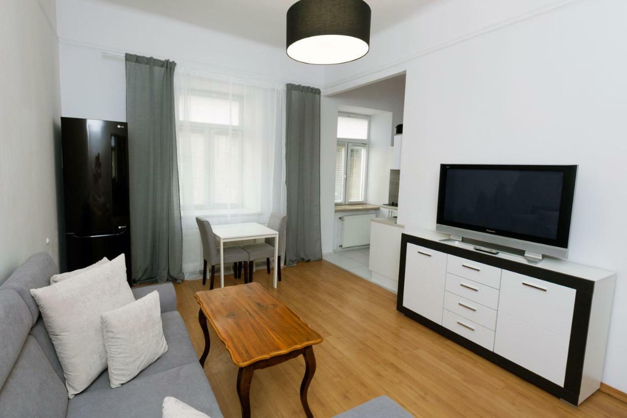 Apartment - Old Town - Cyrulicza Lublin Luaran gambar