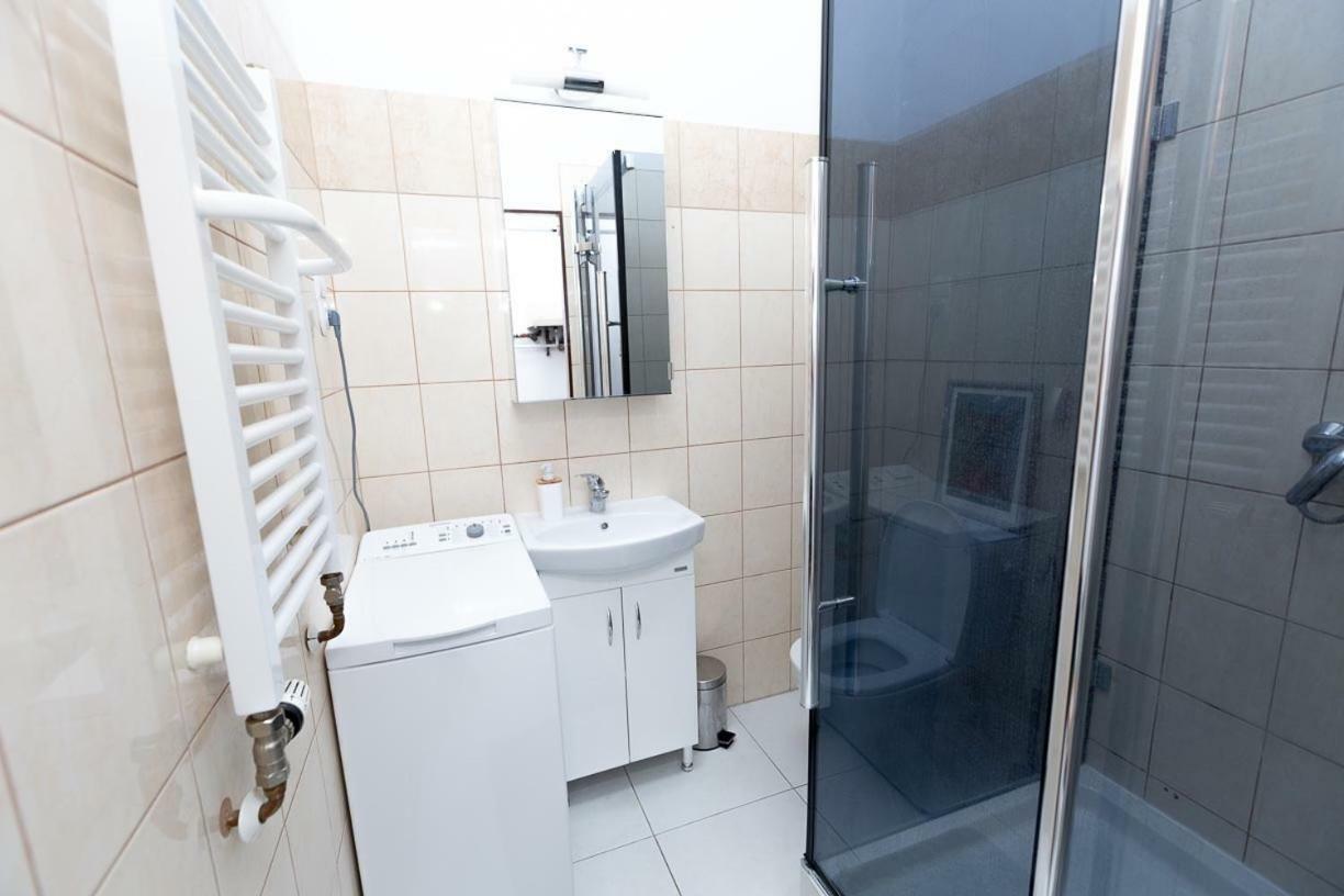 Apartment - Old Town - Cyrulicza Lublin Luaran gambar