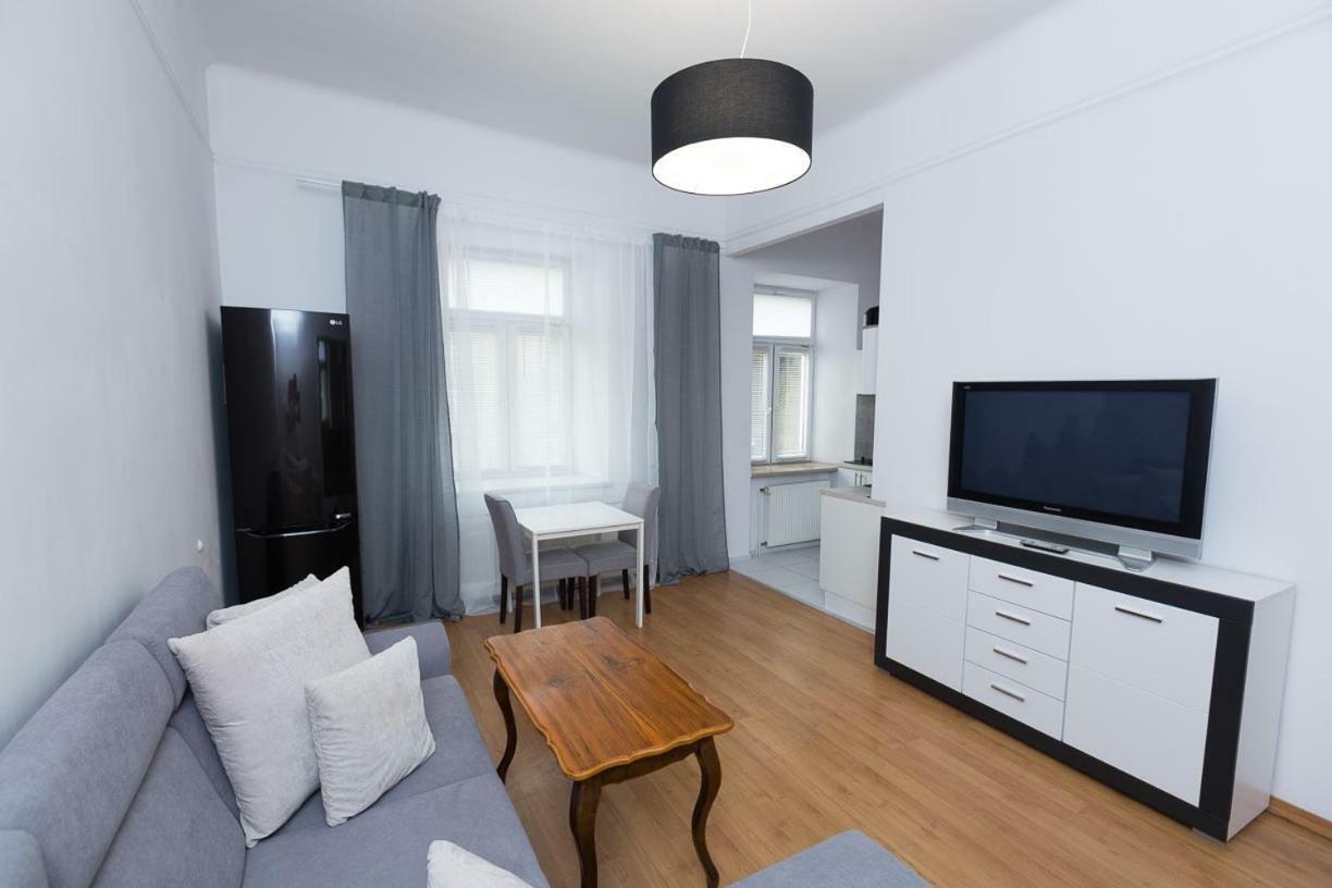 Apartment - Old Town - Cyrulicza Lublin Luaran gambar