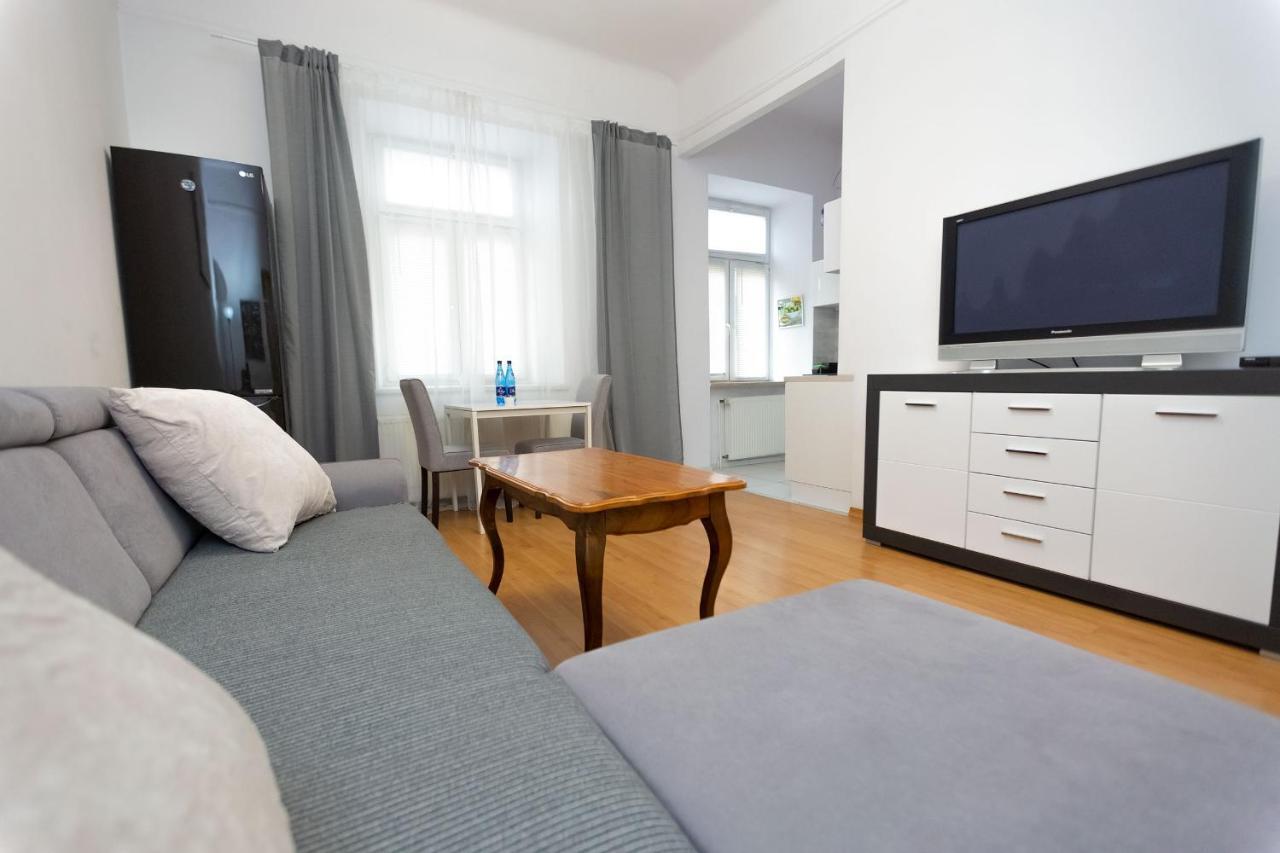 Apartment - Old Town - Cyrulicza Lublin Luaran gambar