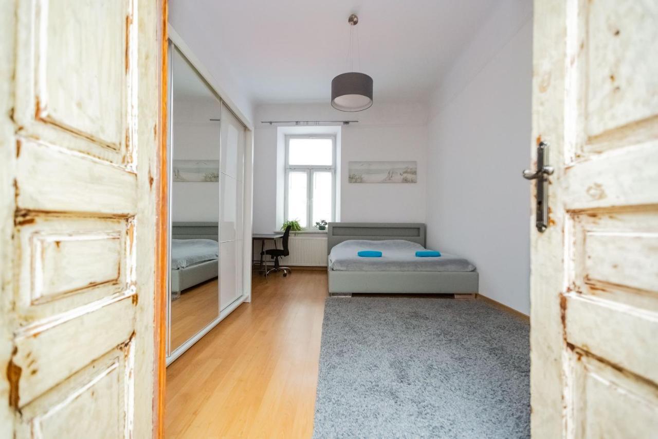 Apartment - Old Town - Cyrulicza Lublin Luaran gambar